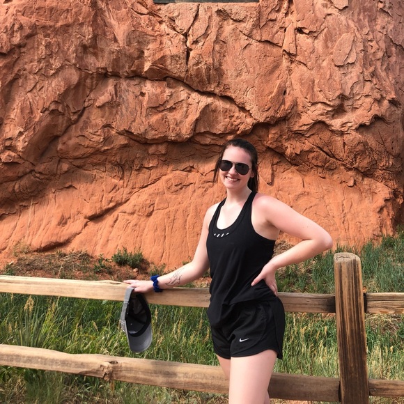 Meet your Posher, Erin - Picture 2 of 3